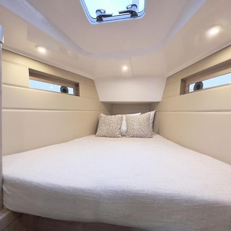 Hausboot Segelyacht Nui Hotel Burgtiefe auf Fehmarn Buitenkant foto