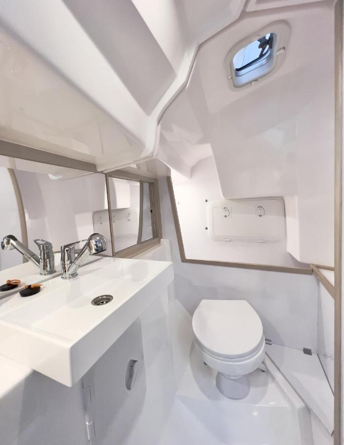 Hausboot Segelyacht Nui Hotel Burgtiefe auf Fehmarn Buitenkant foto